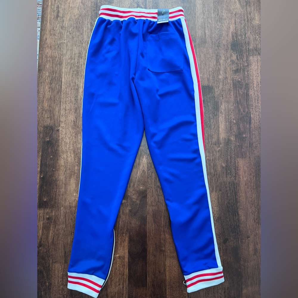 NWT Broken Threads Men's Joggers - Picture 3 of 5